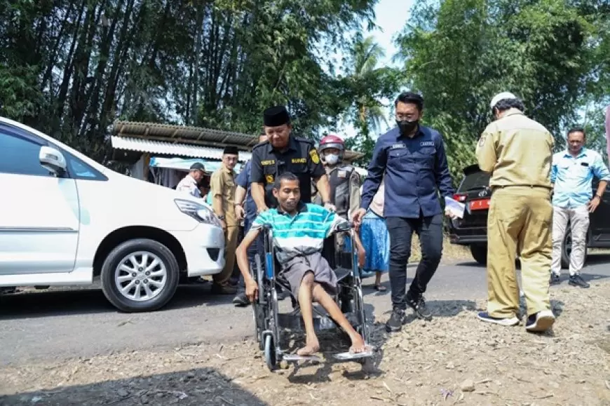 Jember Berbagi Kebahagiaan Lewat J-Bershodaqoh