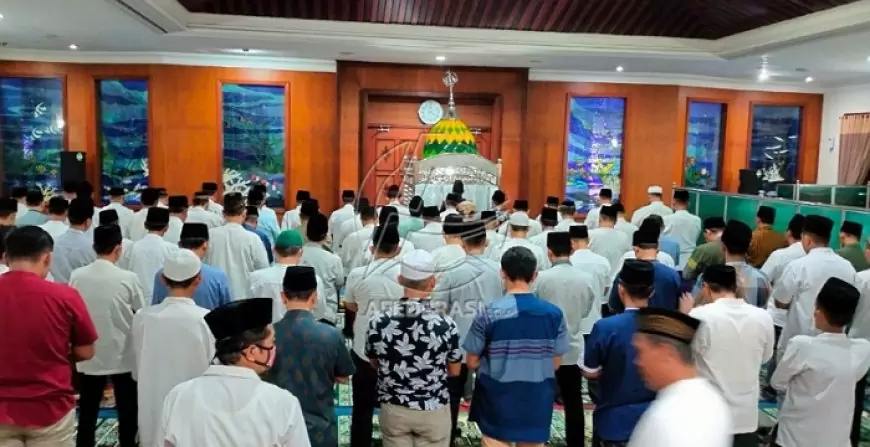 Safari Ramadan, Forkopimda Tulungagung Gelar Salat Berjamaah di Kantor DPRD