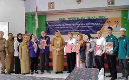 Diskopum Jember Teken MoU dengan LP3H untuk Sertifikat Halal Gratis UMKM