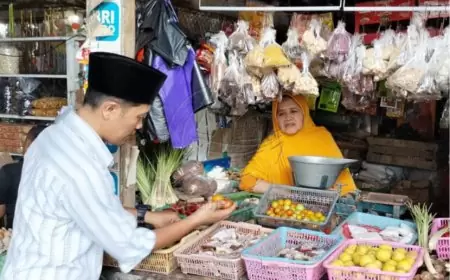 Tomat Lebih Mahal dari Telur, Fenomena Menarik di Banyuwangi Menjelang Idul Fitri