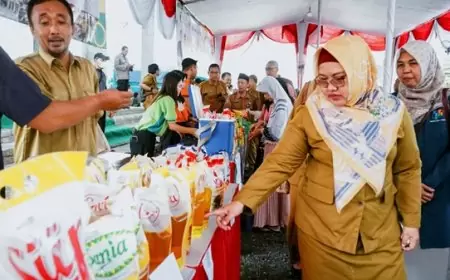Jelang Lebaran, Kendalikan Inflasi Pemkab Gresik Gelar Gerakan Pangan Murah