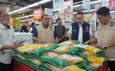 Cegah Permainan Harga Jelang Lebaran, Satgas Pangan Jatim Sidak Harga dan Stok Bahan Pokok di Pasar Gresik