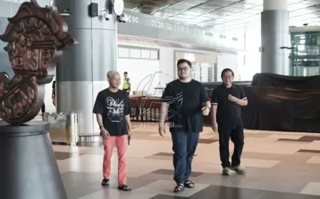 Lebaran Hari Kedua, Mas Dhito Bersama Pramono Anung Tinjau Bandara Dhoho Kediri