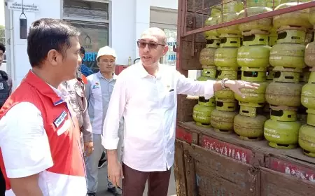 Anggota DPR RI Nasim Khan Minta Masyarakat Tak Terpancing Isu Kelangkaan LPG 3 Kilogram di Situbondo