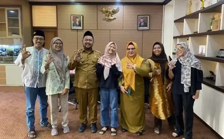 Bupati Gresik Dukung Aksi Aeshnina Suarakan Kesepakatan Global Atasi Krisis Plastik dalam INC 4 Di Ottawa Kanada