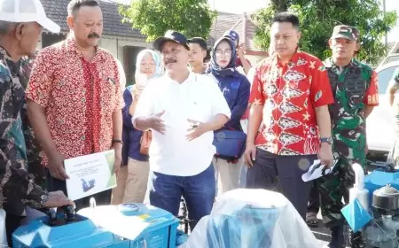 Kelompok Tani di Situbondo Mendapatkan Bantuan Berupa Pompa Air