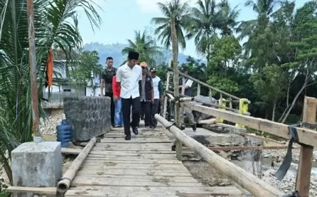 Bupati Trenggalek Tinjau Pemulihan Cepat Banjir Bandang di Munjungan