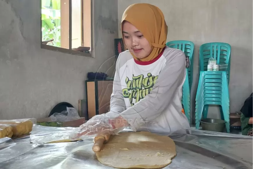 Pesanan Kue Kering Meningkat Tajam di Banyuwangi Saat Ramadan