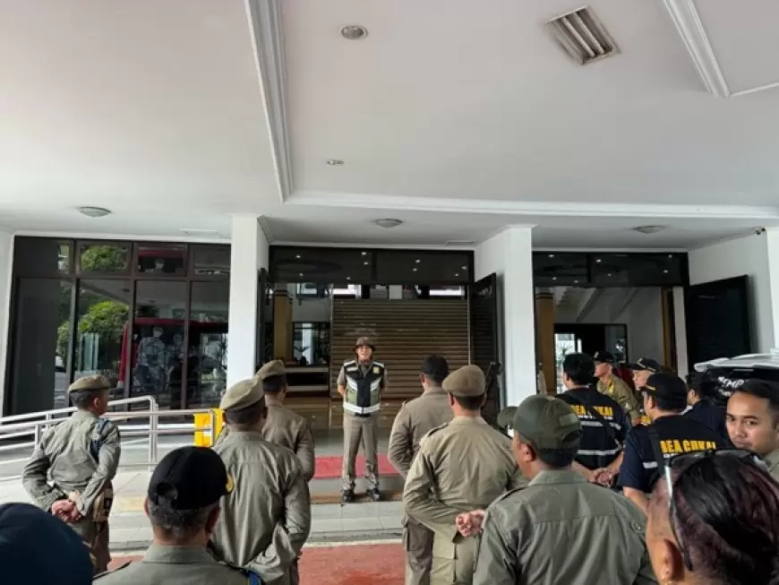 Satpol-pp Jember Amankan Seorang Penjual Rokok ilegal