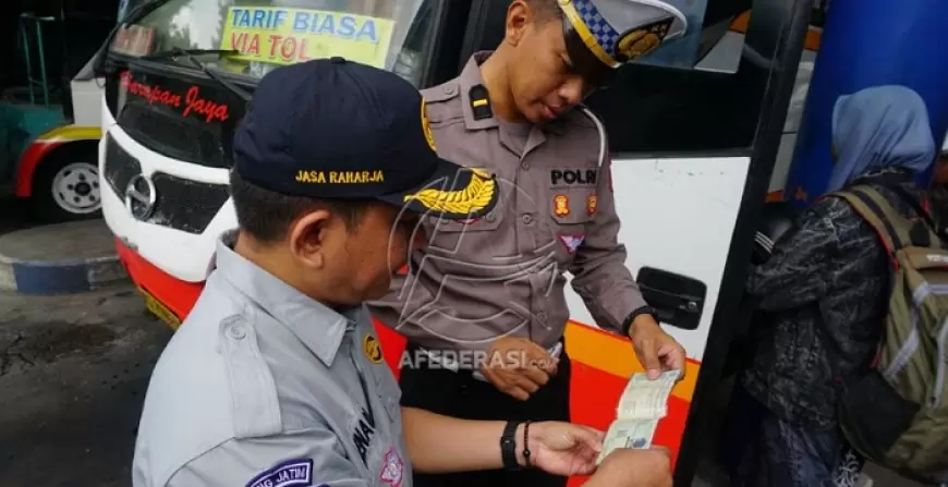 Jelang Mudik Lebaran, Petugas Gabungan Lakukan Ram Check di Terminal Gayatri Tulungagung