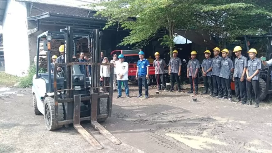 Pelatihan Operator Forklip, Disnaker Jember: Melatih dari Nol Skill Menjadi Operator Forklip Profesional