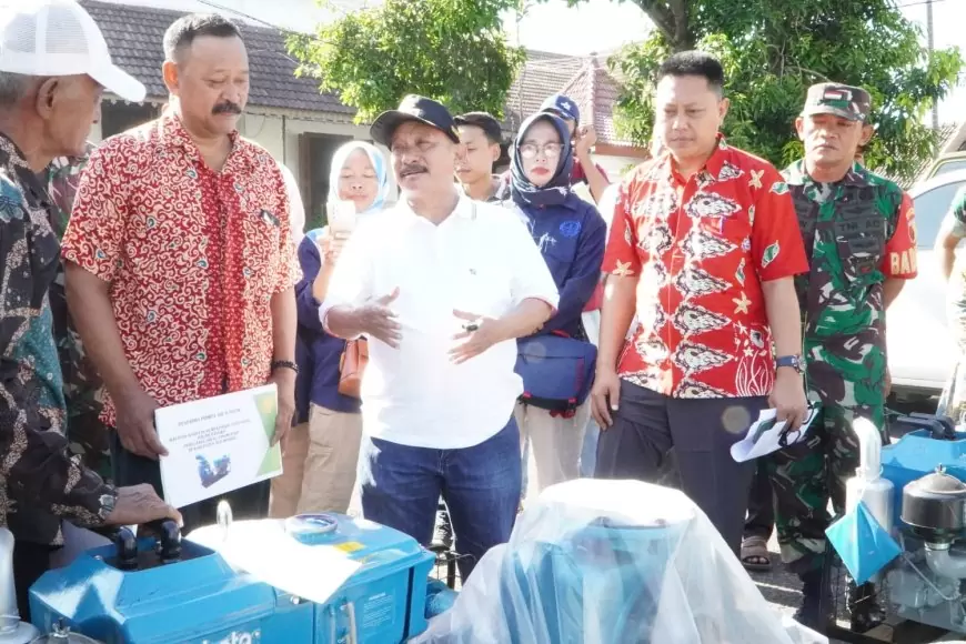 Kelompok Tani di Situbondo Mendapatkan Bantuan Berupa Pompa Air