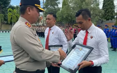 Berprestasi, Sembilan Anggota Polresta Banyuwangi Terima Penghargaan