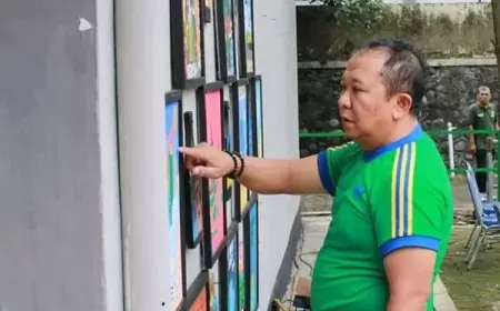 Bupati Hendy Buka Acara Gelar Karya Puisi Dan Lukis  Jember