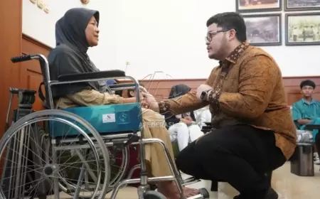 Bupati Kediri Salurkan Bantuan Mobilitas untuk Penyandang Disabilitas