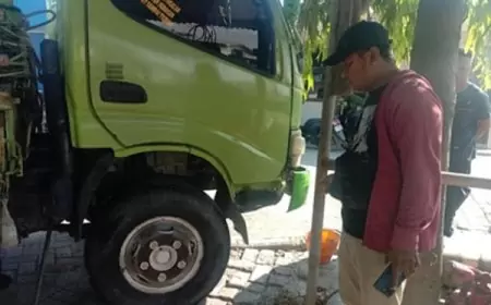 Laka Kerja, Buruh Pabrik di Gresik Tewas Akibat Tergencet Truk