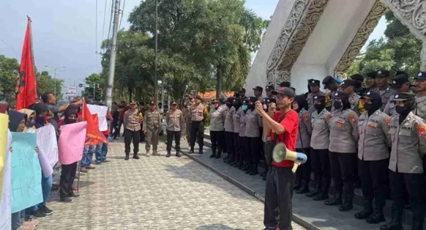SBMR Tuntut DPRD dan Pj Bupati Madiun Perjuangkan Nasib eks Karyawan Pabrik Sepatu