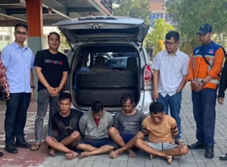 Komplotan Spesialis Pencuri Ban Serep Truk Ditangkap Saat Beraksi Di  Ruas Jalan Tol Gresik
