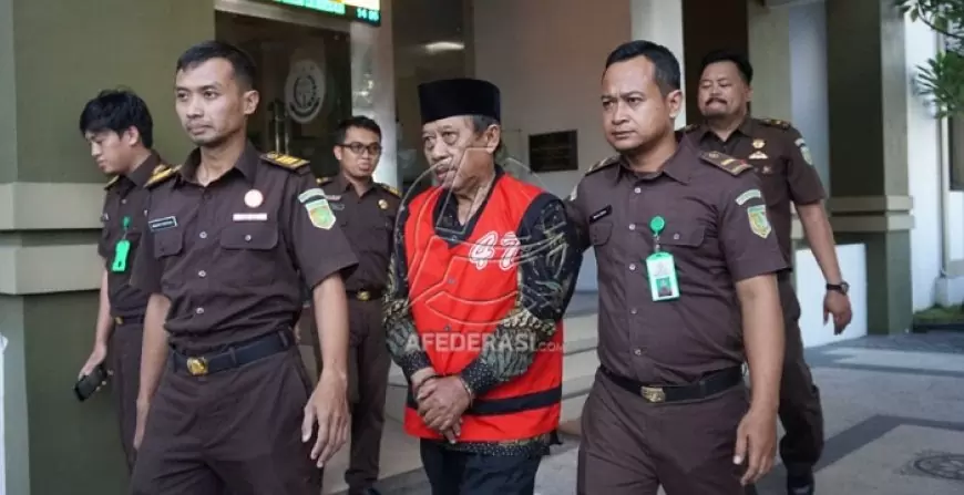 Kejari Tulungagung Melakukan Penahanan Kepala Desa Rejotangan Terkait Dugaan Kasus Korupsi Dana BK APBD 2021