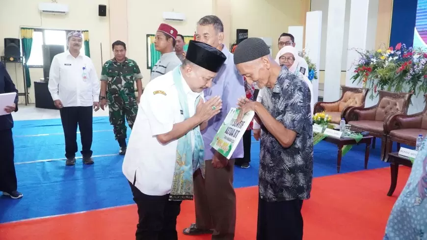 Pemkab Situbondo Cairkan Insentif Ketua RT