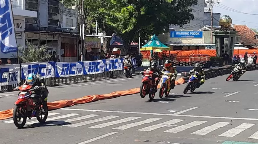 Kejurprov Road Race  Putaran II Bupati Cup Situbondo, Diikuti Ratusan Pembalap Luar Daerah