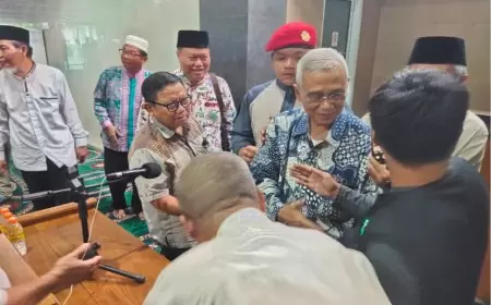 Pertemuan Dramatis Gerakan Pakel Damai dan Sejahtera Saat Kunjungan Busyro Muqoddas di Banyuwangi