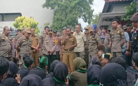 Sekda Tulungagung Temui Demonstran HMI, Bahas Isu Nasional dan Lokal
