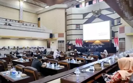 7 Fraksi DPRD Sampaikan Pandangan Umum RPJPD 2025-2045