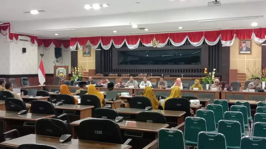 DPRD Situbondo Temukan Kelebihan Pembayaran Tagihan PLN oleh Dishub, Pansus Minta Uji Petik Bersama
