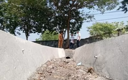Revitalisasi Saluran Air, Pemdes Pandu Pastikan Pembamgunannya Sesuai Perencanaan