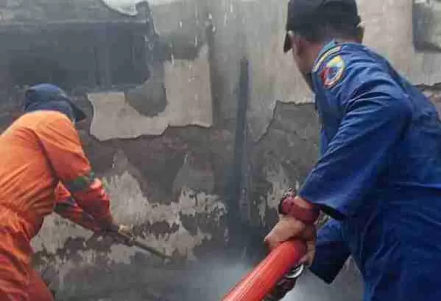 Kakek di Jember Tewas Terbakar Bersama Rumahnya