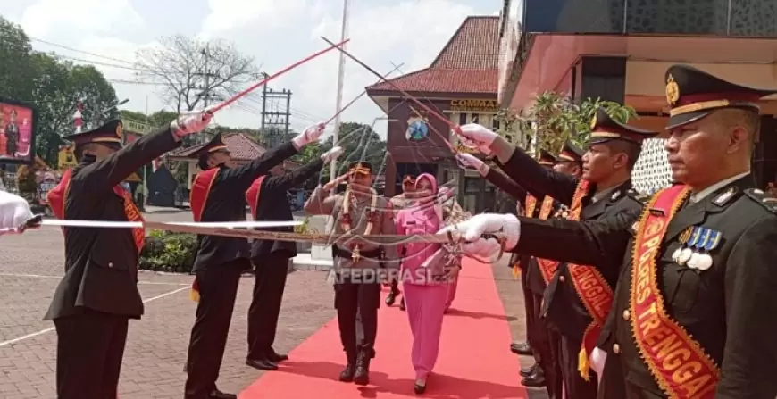 Pisah Sambut Kapolres Trenggalek, AKBP Gathut Digantikan AKBP Indra