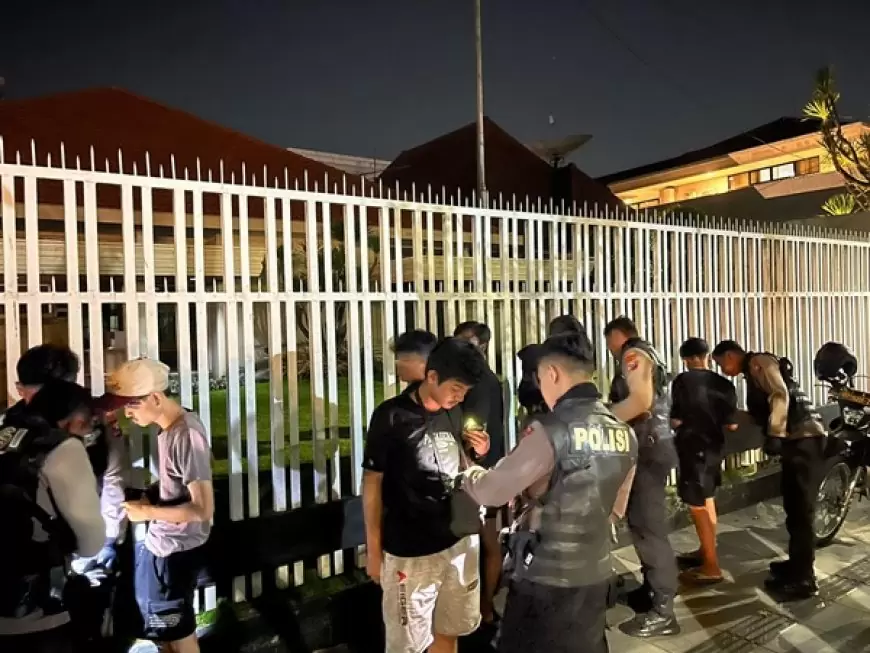 12 Remaja Diamankan Saat Pesta Miras di Pinggir Jalan