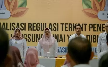 Wakil Bupati Gresik: Sosialisasi Regulasi Penerima BLT DBHCHT Untuk Turunkan Angka Kemiskinan.