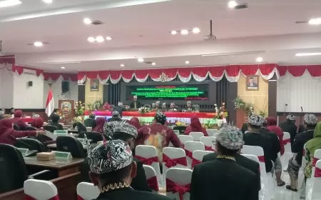 DPRD Situbondo Gelar Rapat Paripurna, Bahas Lima Raperda Inisiatif