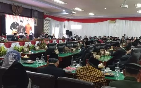 Paripurna DPRD Trenggalek, Mendengarkan Pidato Kenegaraan  Presiden RI Tahun 2024