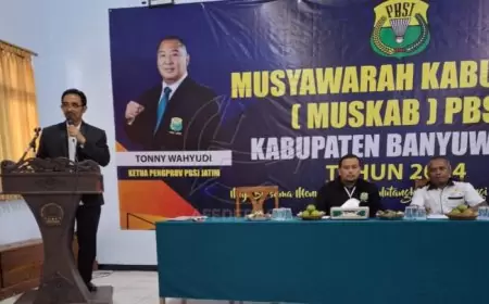 Teguh Sumarno Kembali Pimpin PBSI Banyuwangi