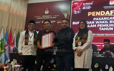 KPU Banyuwangi Nyatakan Berkas Pendaftaran Pasangan Calon Bupati Banyuwangi Ipuk-Mujiono Lengkap