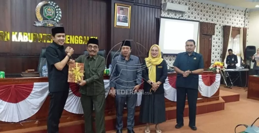 DPRD Trenggalek Gelar Rapat Paripurna, Penyampaian Penjelasan Nota Raperda Perubahan APBD TA 2024