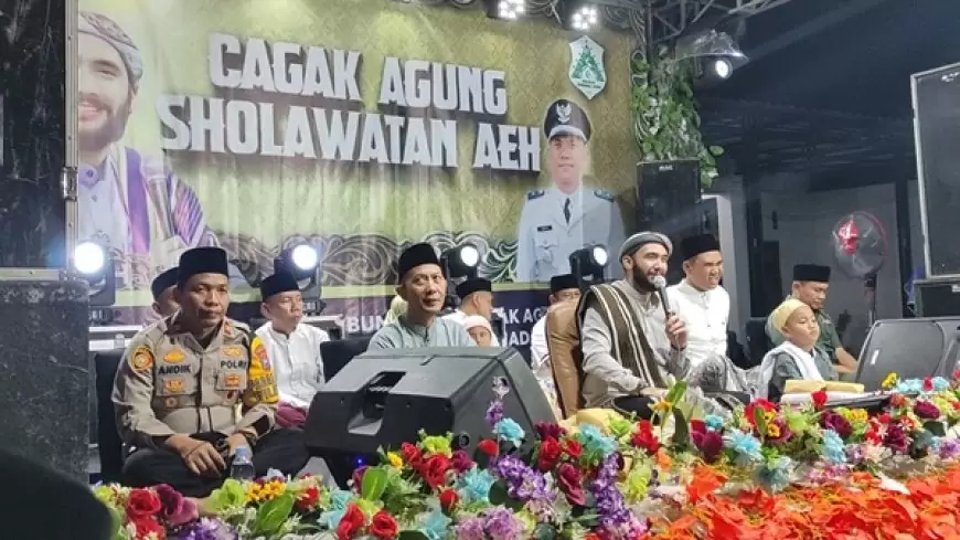 Sambut HUT RI ke 79, Cagak Agung Bersholawat Dihadiri Ribuan Jamaah Gresik dan Lamongan 