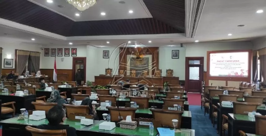 Mayoritas Anggota DPRD Mangkir, Rapat Paripurna Raperda Perubahan APBD 2024 Tulungagung Tertunda