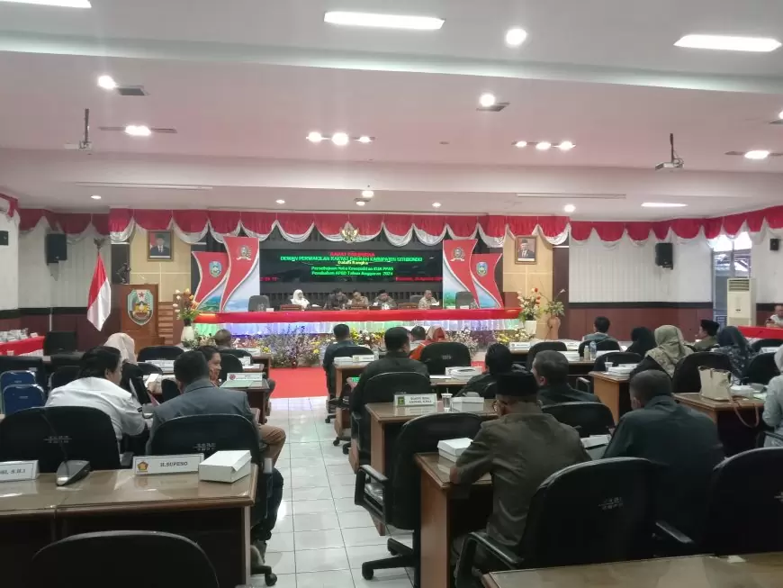 DPRD Situbondo Setujui KUA PPAS Raperda PAPBD 2024, Anggaran Sosialisasi Ekonomi dan Pembangunan Dipangkas