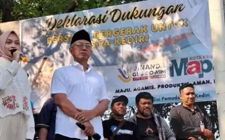 Gelar Deklarasi, Koalisi Pemuda Kota Kediri Dukung Vinanda dan Gus Qowim  