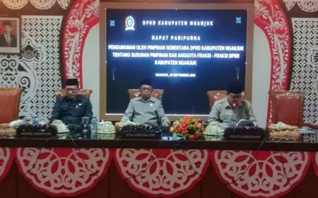 Rapat Paripurna DPRD Nganjuk Tetapkan 7 Fraksi 