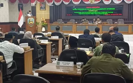 Tiga Pimpinan DPRD Situbondo Resmi Ditetapkan, Satu Kursi Masih Kosong Menunggu Keputusan