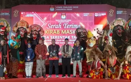 KPU Kabupaten Kediri Gelar Kirab Maskot Pilkada Jawa Timur 2024