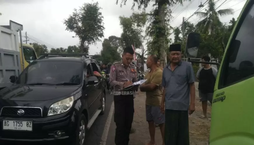 Tragis! Pelajar Tewas Usai Tabrakan Maut dengan Dump Truk di Rejotangan