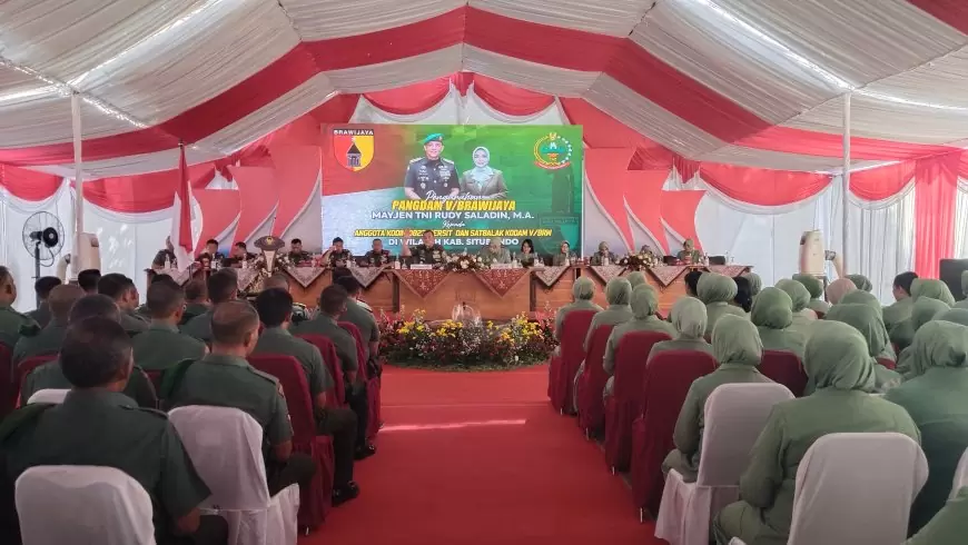 Pangdam V/Brawijaya Ajak Prajurit Kodim 0823 Situbondo Jaga Kesehatan dan Dekat dengan Masyarakat