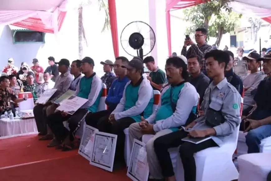 Meninjau Langsung Wujud Nyata Program Pemkab Jember, Jamin Kesejahteraan Nelayan 