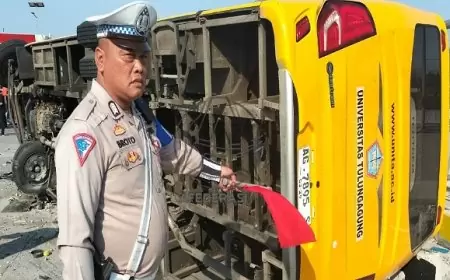 Bus Rombongan Guru SMAN 1 Kedungwaru Alami Kecelakaan di Tol Surabaya-Mojokerto, Satu Korban Meninggal
